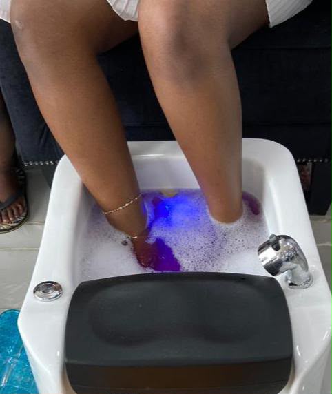 Pedicure & Foot Massage